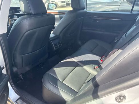Used 2015 Lexus ES 350 w/ Premium Package FWD image 7