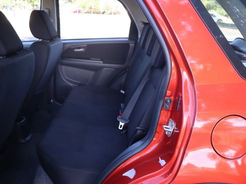 Used 2010 Suzuki SX4 Touring AWD/4WD image 20