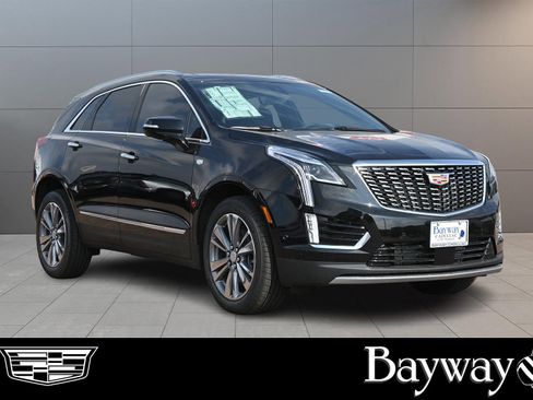 New 2026 Cadillac XT5 Premium Luxury w/ Driver Assist Package image 3
