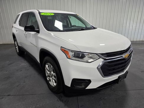 Used 2021 Chevrolet Traverse LS AWD/4WD image 2