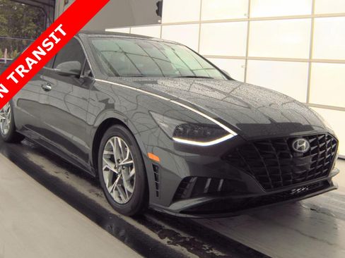 Used 2023 Hyundai Sonata SEL w/ Convenience Package FWD image 5