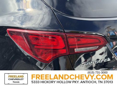 Used 2017 Hyundai Santa Fe Sport image 12
