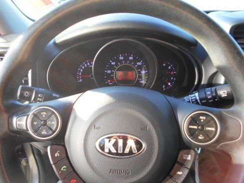 Used 2014 Kia Soul image 18