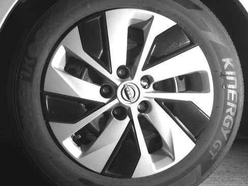 Used 2023 Nissan Altima 2.5 S FWD image 12