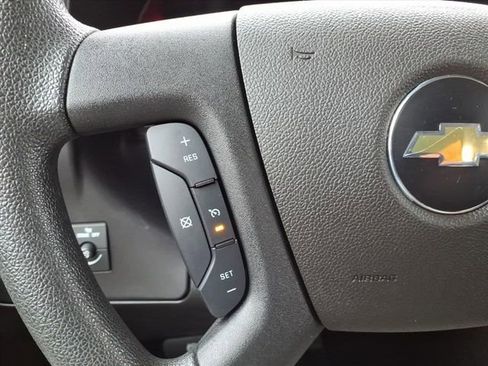 Used 2022 Chevrolet Express 2500 w/ Driver Convenience Package image 24