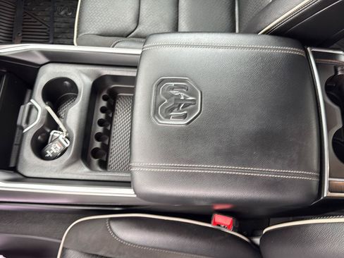 Used 2023 RAM 1500 Laramie AWD/4WD image 15