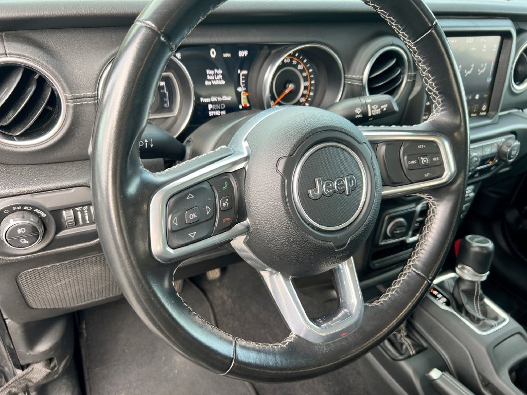 Used 2022 Jeep Gladiator Overland w/ Popular Equipment Package AWD/4WD image 18