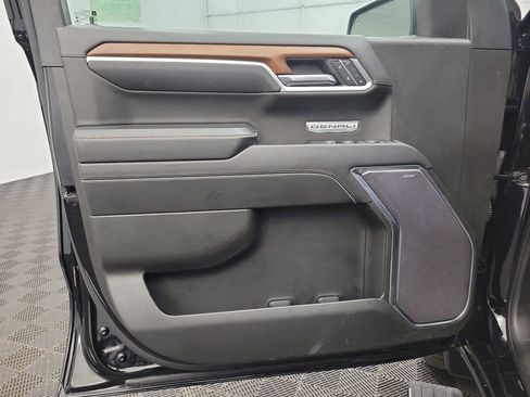 Used 2023 GMC Sierra 1500 Denali w/ Denali Reserve Package image 19
