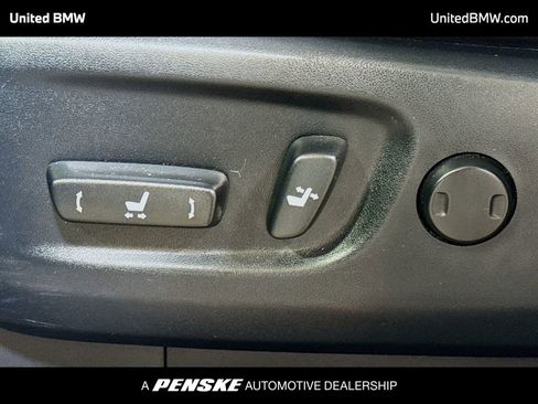 Used 2016 Lexus GX 460 w/ Premium Package AWD/4WD image 4