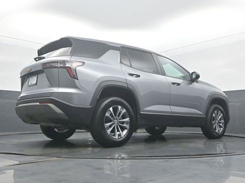 Used 2026 Chevrolet Equinox LT AWD/4WD image 49