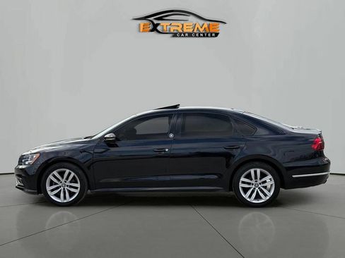 Used 2019 Volkswagen Passat 2.0T Wolfsburg w/ Wheels & Sunroof Package image 4