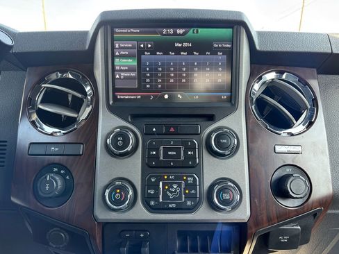 Used 2014 Ford F250 Lariat w/ Chrome Package image 33