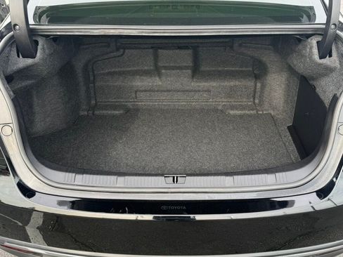 Used 2018 Toyota Avalon Limited w/ Protection Package FWD image 45