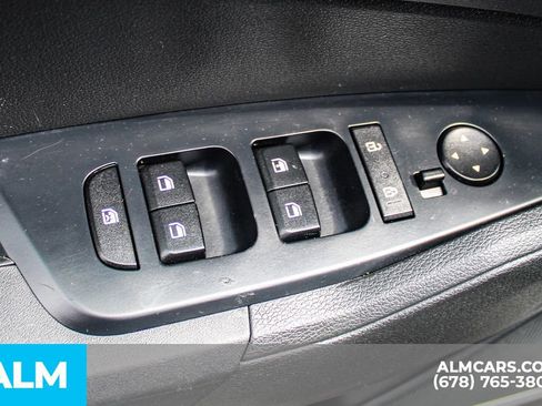 Used 2023 Kia Sportage LX AWD/4WD image 37