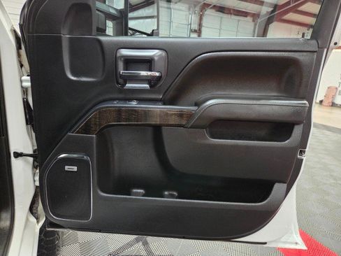 Used 2016 GMC Sierra 3500 Denali w/ Duramax Plus Package image 40