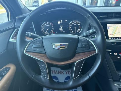 Certified 2024 Cadillac XT5 Premium Luxury AWD/4WD image 36