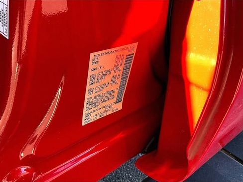 Used 2021 Nissan Titan PRO-4X w/ Pro-4x Convenience Package image 14