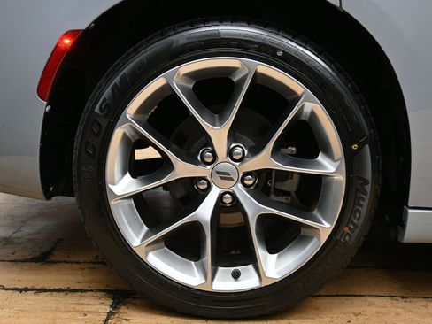 Used 2021 Dodge Charger SXT w/ Plus Group RWD image 13