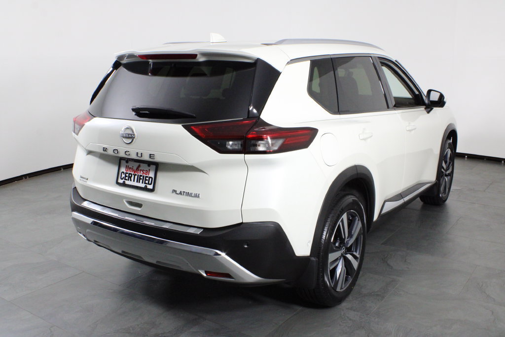 Certified 2023 Nissan Rogue Platinum FWD image 4