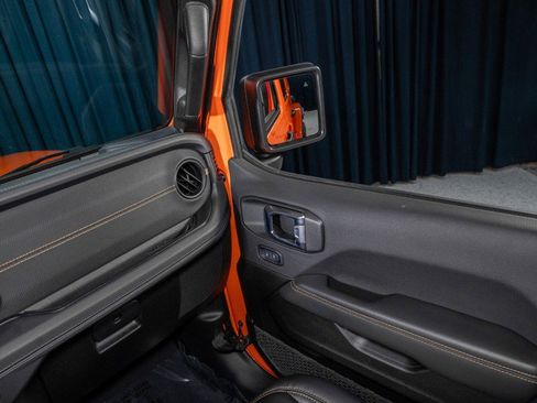 Used 2025 Jeep Wrangler Unlimited Rubicon 392 AWD/4WD image 28