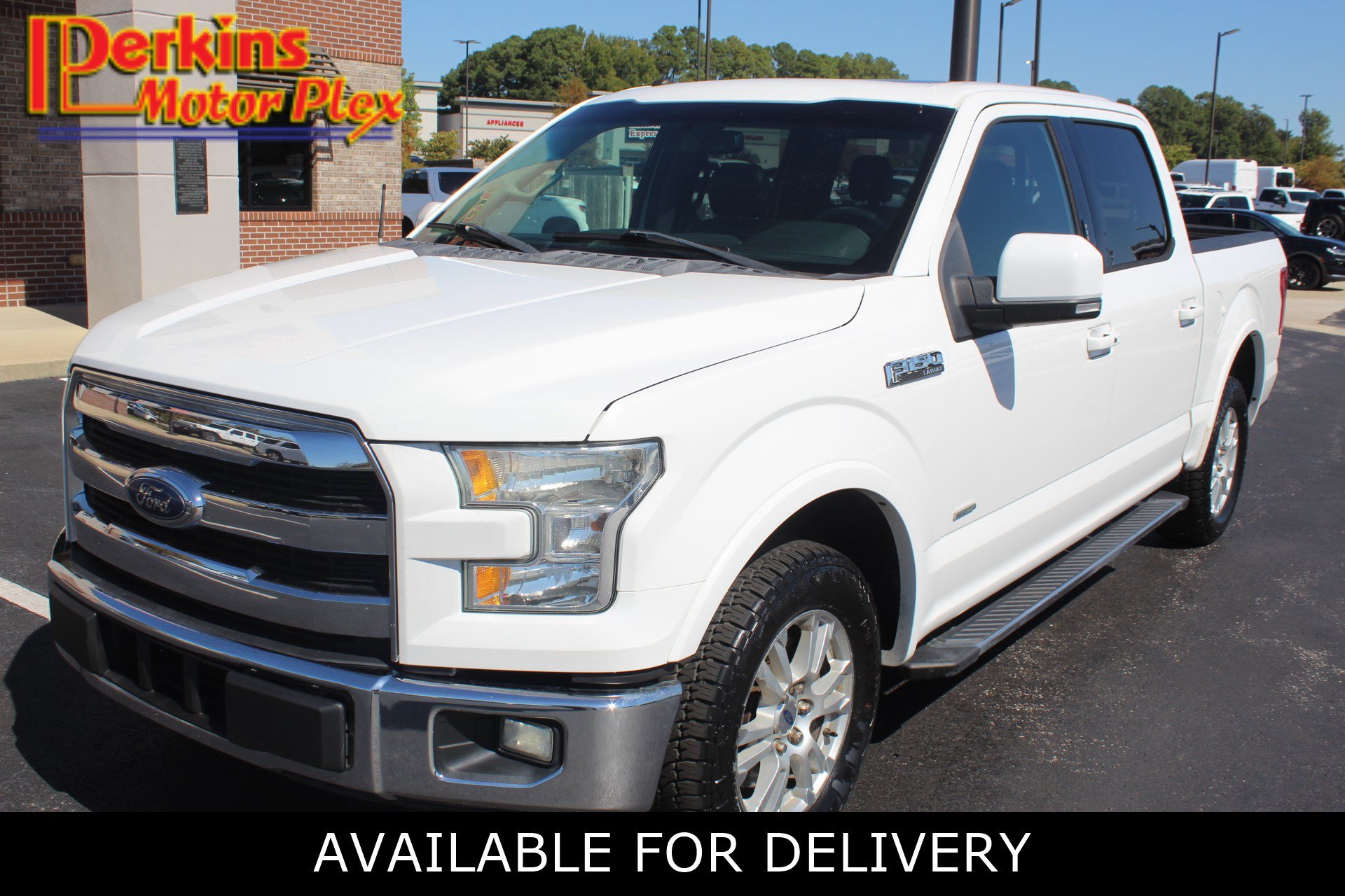 Used 2016 Ford F150 Lariat RWD image 1