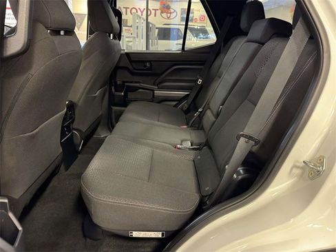 Used 2025 Toyota 4Runner SR5 image 17