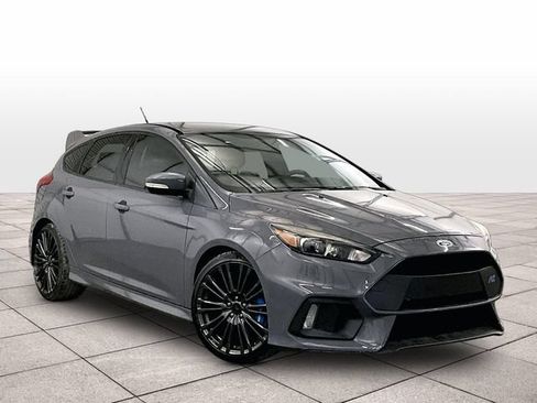 Used 2017 Ford Focus RS AWD/4WD image 2
