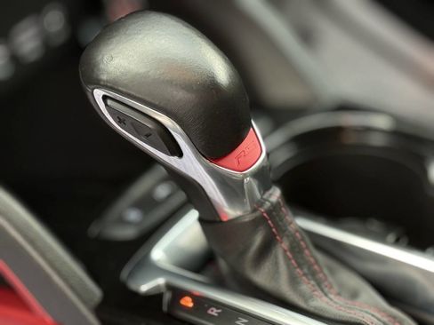 Used 2021 Chevrolet TrailBlazer RS w/ Convenience Package image 28