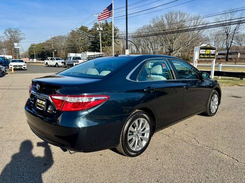 Used 2015 Toyota Camry XLE image 8