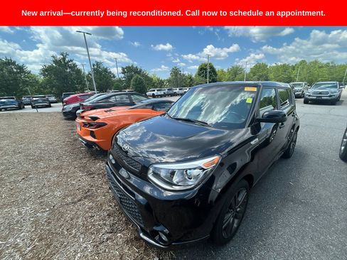 Used 2016 Kia Soul + w/ Tarmac Special Edition FWD image 10