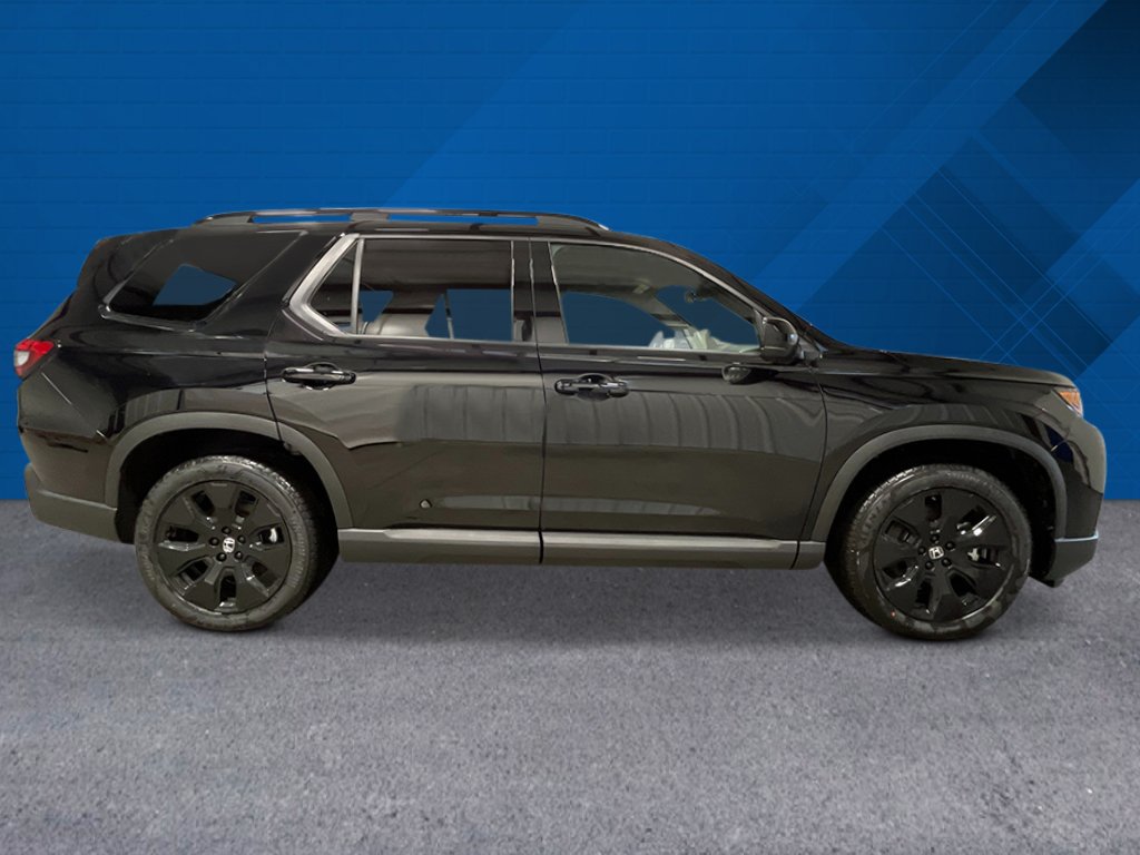 New 2026 Honda Pilot Black Edition image 2