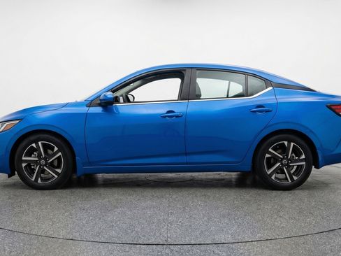 Used 2025 Nissan Sentra SV image 5