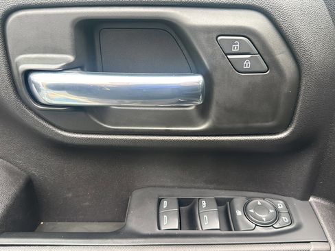 Used 2022 Chevrolet Silverado 1500 Custom Trail Boss image 16