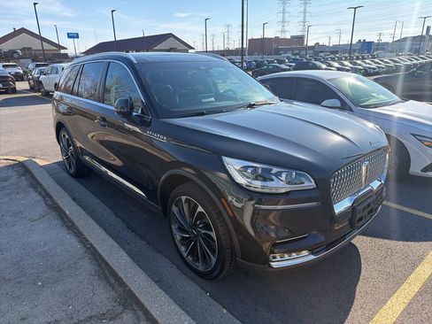 Used 2020 Lincoln Aviator Reserve w/ Equipment Group 202A image 3