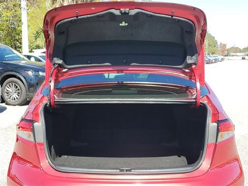 Used 2024 Toyota Corolla SE image 7