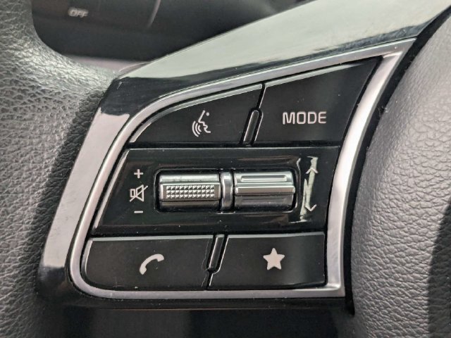 Certified 2023 Kia Forte LXS w/ LXS Technology Package FWD image 23