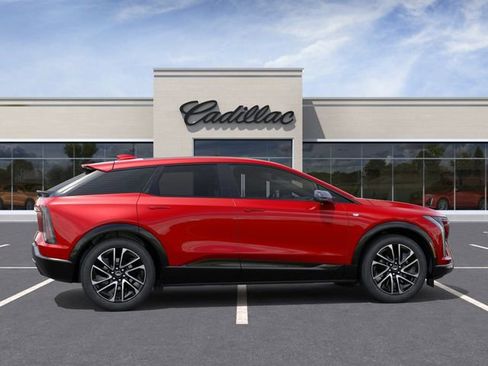 New 2026 Cadillac Optiq Sport 1 AWD/4WD image 7