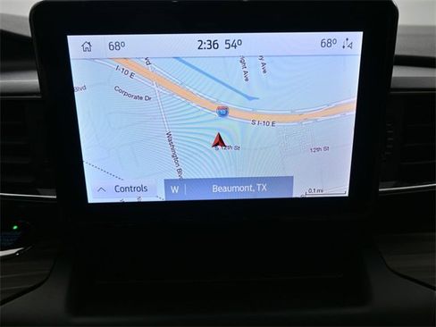 Used 2020 Ford Explorer Limited image 3