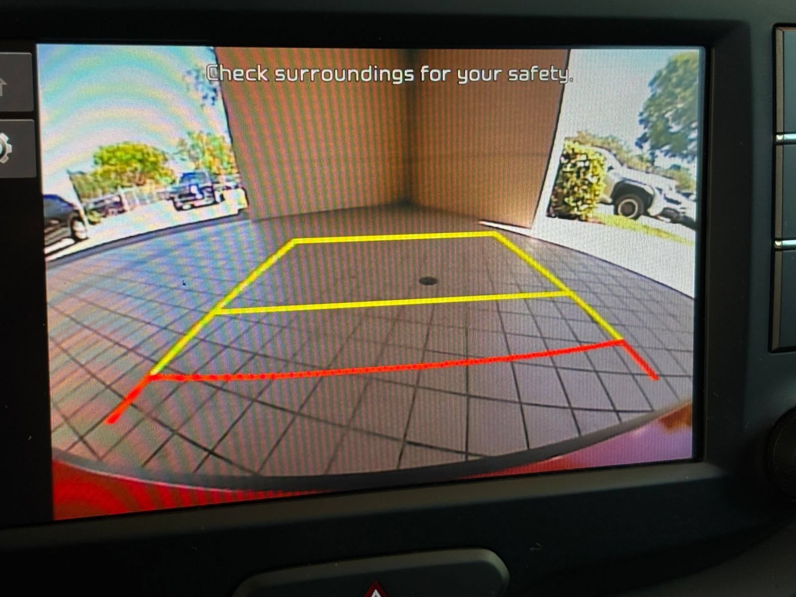 Used 2025 Kia Soul LX w/ LX Technology Package FWD image 21