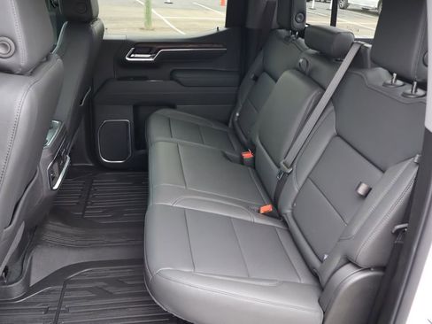 New 2026 GMC Sierra 1500 SLT w/ SLT Premium Plus Package image 21