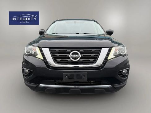 Used 2019 Nissan Pathfinder SV image 8