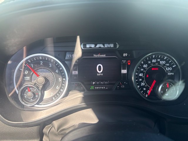 Used 2022 RAM 1500 Laramie w/ Sport Appearance Package AWD/4WD image 5