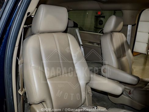 Used 2012 Chevrolet Suburban LT image 82