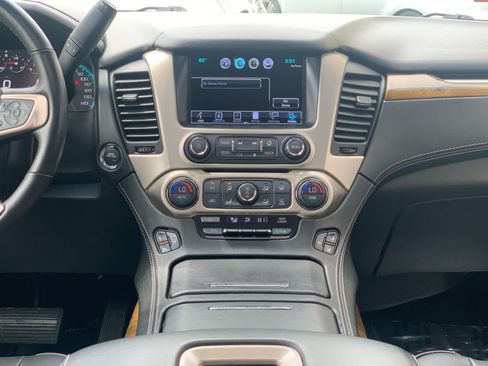 Used 2017 GMC Yukon Denali AWD/4WD image 41