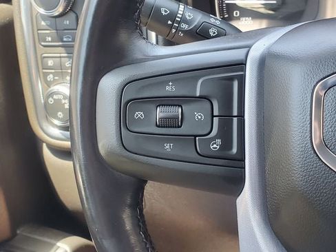 Used 2022 GMC Sierra 1500 Elevation w/ LPO, Elevation Black Package AWD/4WD image 13