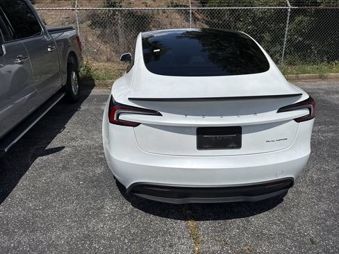 Used 2024 Tesla Model 3 Long Range AWD/4WD image 11