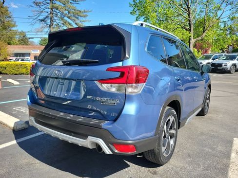 Used 2022 Subaru Forester Touring AWD/4WD image 3