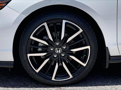 Used 2024 Honda Accord Touring image 35