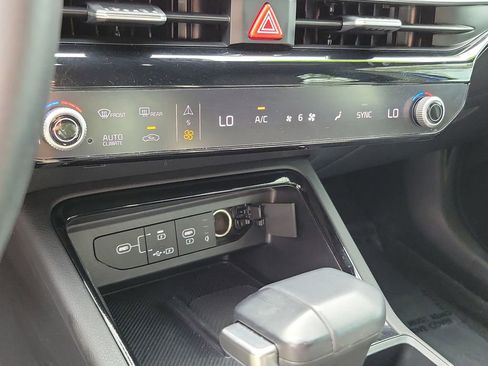 Used 2025 Kia K5 GT-Line w/ GT-Line Premium Package image 31