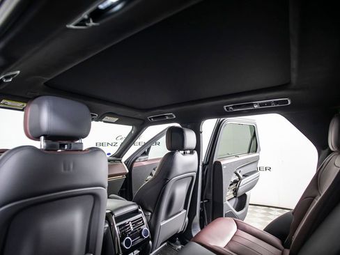 Used 2025 Land Rover Range Rover Sport Autobiography image 26